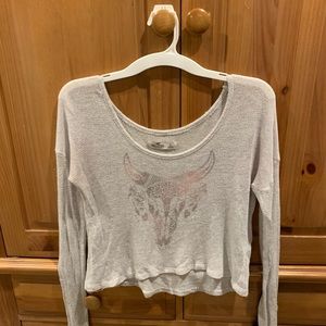 Cropped thin long sleeve shirt (sweater material)